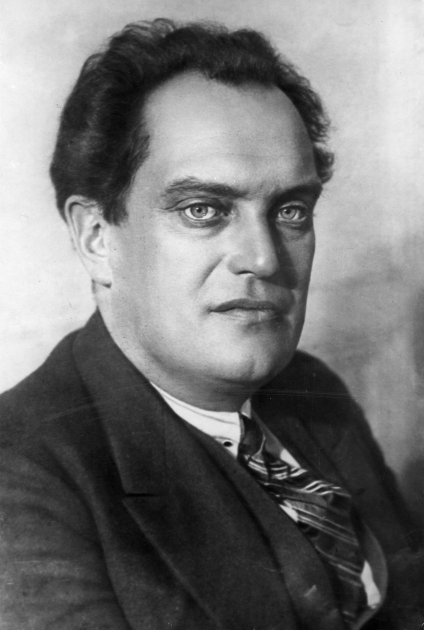 Valerian V, Kuybyshev (1888-1935), político soviético, presidente del Consejo Supremo de la Economía Nacional (1928-1930). de Unknown