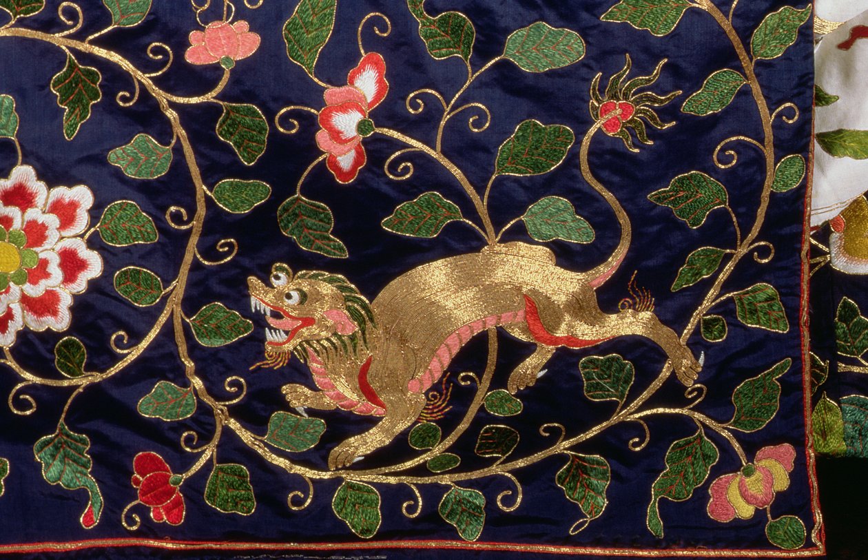 Dragón y flores y follaje estilizados (detalle) de English School