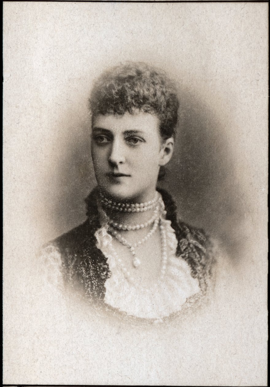 Retrato de Alejandra de Dinamarca (1844-1925), Reina consorte del Reino Unido de French Photographer