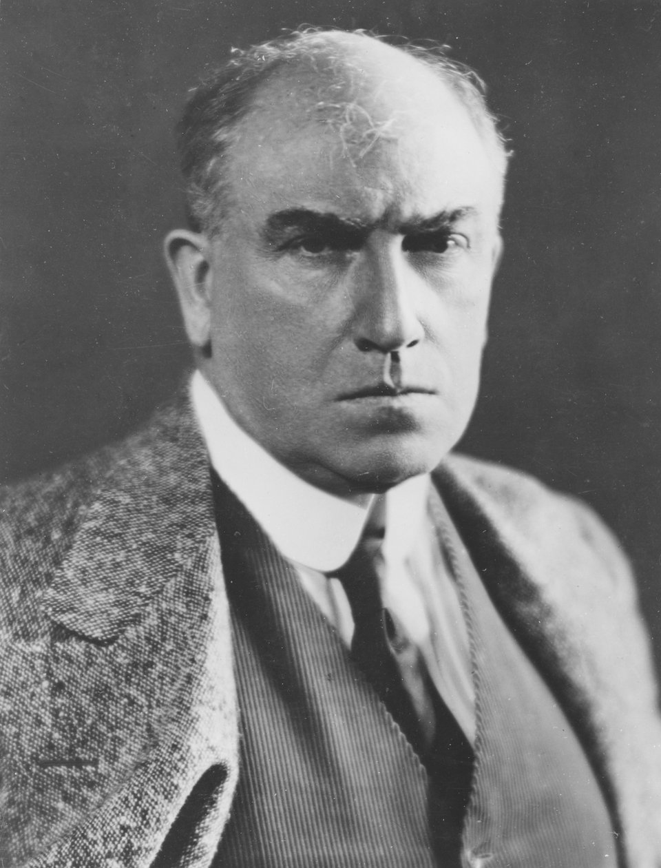 Lucien-Germain Guitry de A. Gerschel