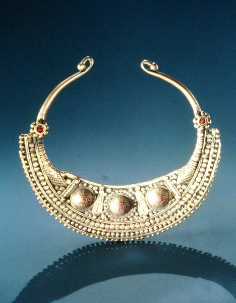 Collar calado (plata) de Afghan School