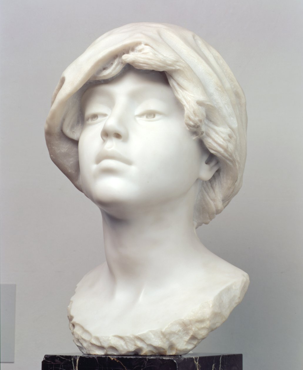 Joven Chica en un Fichu, principios de 1890s de Aime Jules Dalou