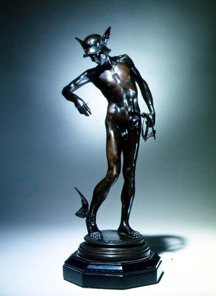 Perseo armándose de Alfred Gilbert