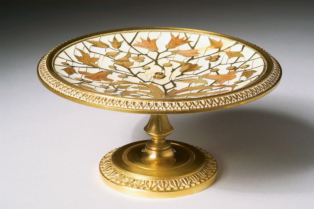 Copa en pedestal de Alphonse Gustave Giroux