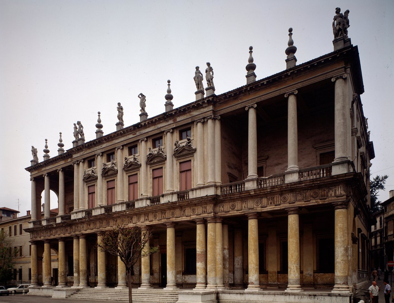 Fachada del palacio Chiericati de Andrea Palladio