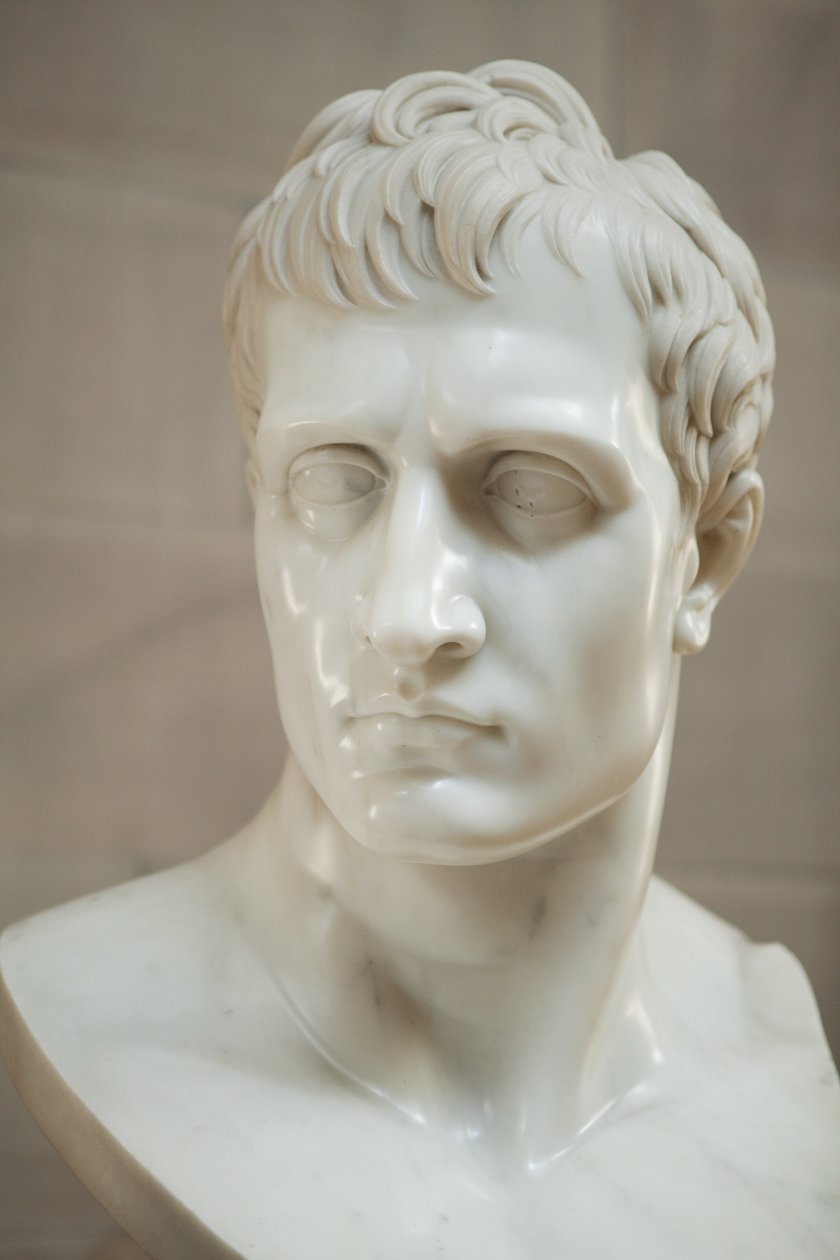 Napoleón Bonaparte (mármol) de Antonio Canova