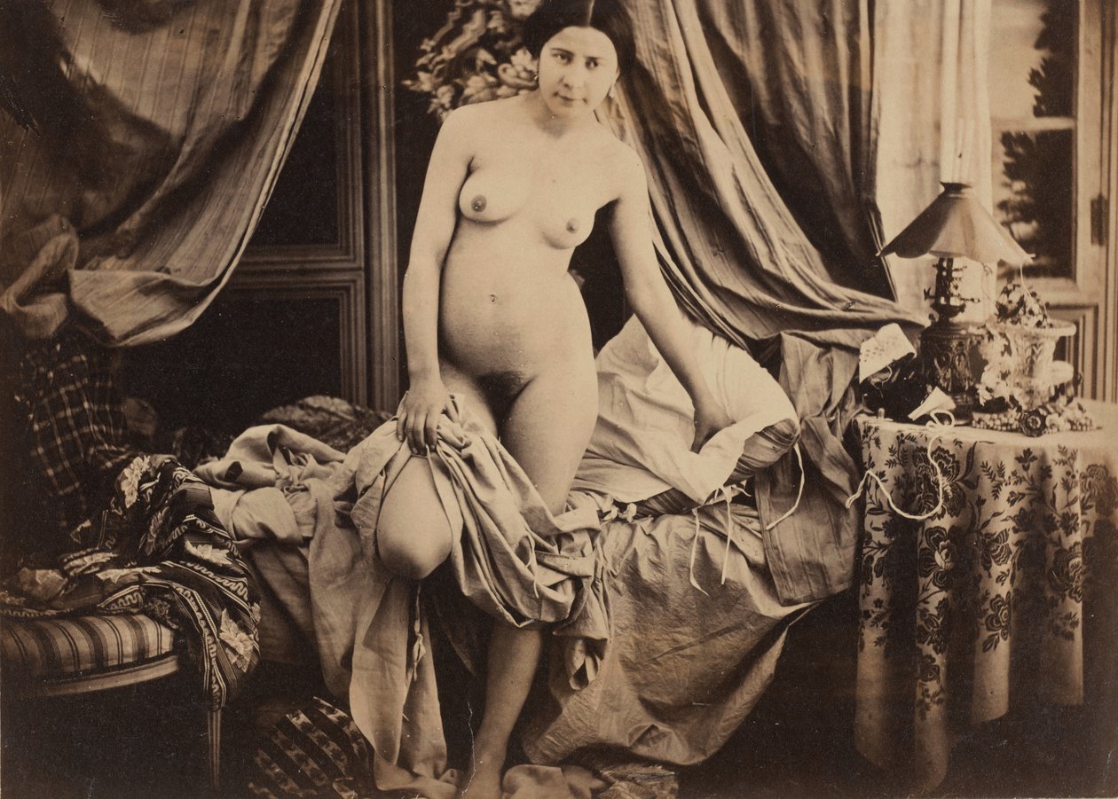 [Desnudo de pie junto a la cama], ca. 1854 de Auguste Belloc