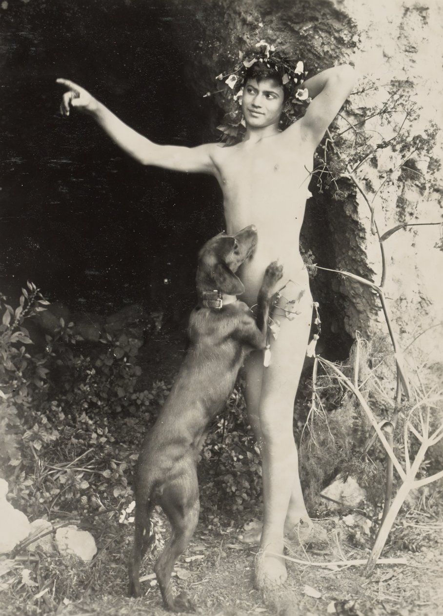 [Joven desnudo con perro] de Baron Wilhelm von Gloeden