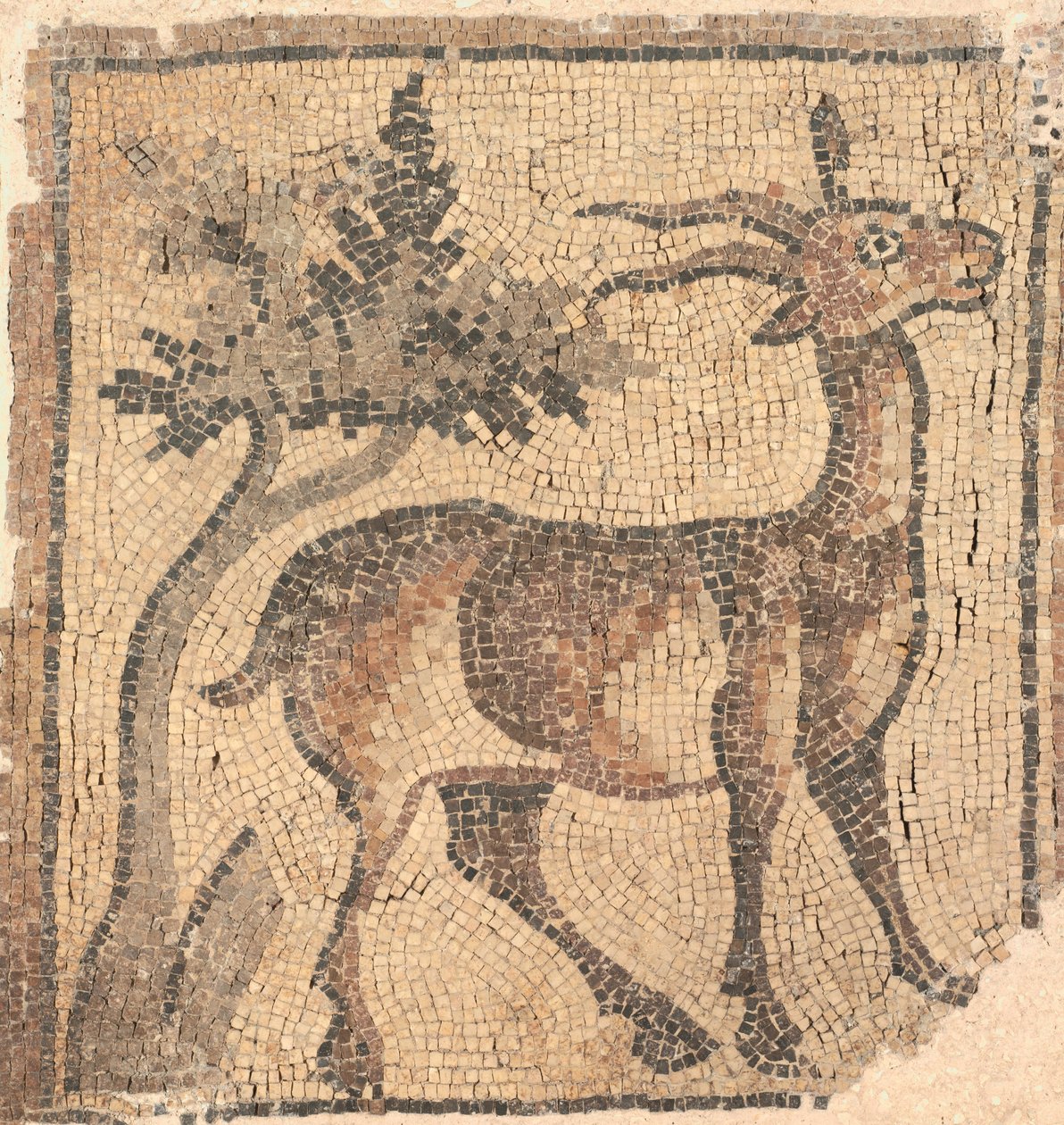 Carnero cerca de un árbol, 400s de Byzantine