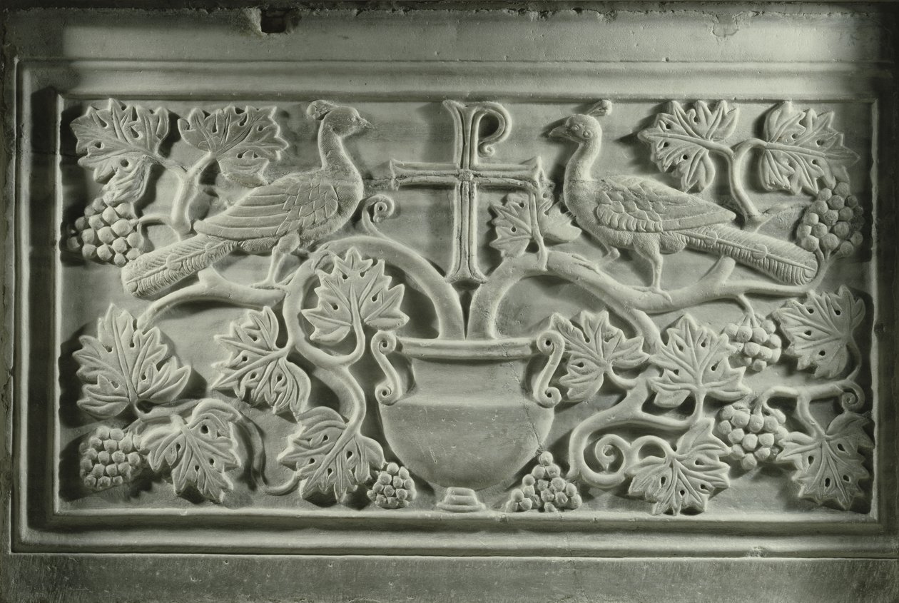 Pavos reales y vides de Byzantine School
