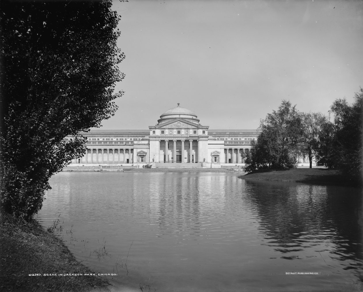 Escena en Jackson Park, Chicago, Illinois, 1890-1901 de Detroit Publishing Co.