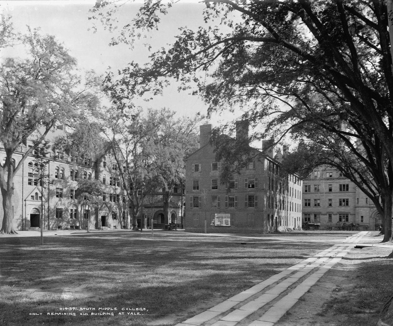 South Middle College, único edificio antiguo restante en Yale, c.1900-06 de Detroit Publishing Co.