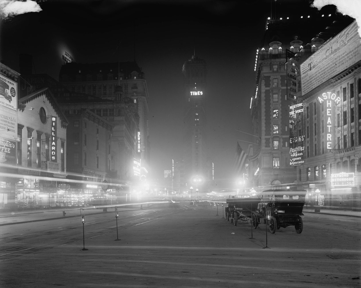 Times Square de noche, Nueva York, N.Y., c.1900-15 de Detroit Publishing Co.