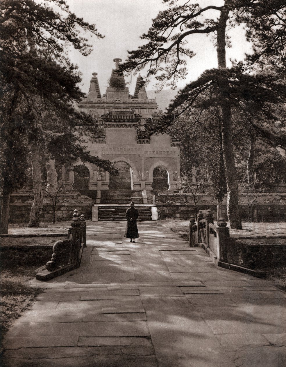 Templo de Biyun de Donald Mennie