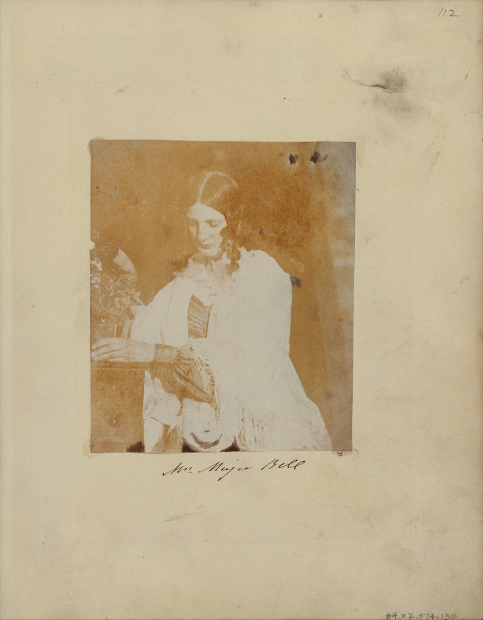 Sra. Mayor Bell de Dr. John Adamson