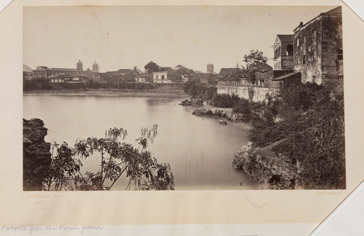 Panamá desde el Patio de Armas de Eadweard Muybridge