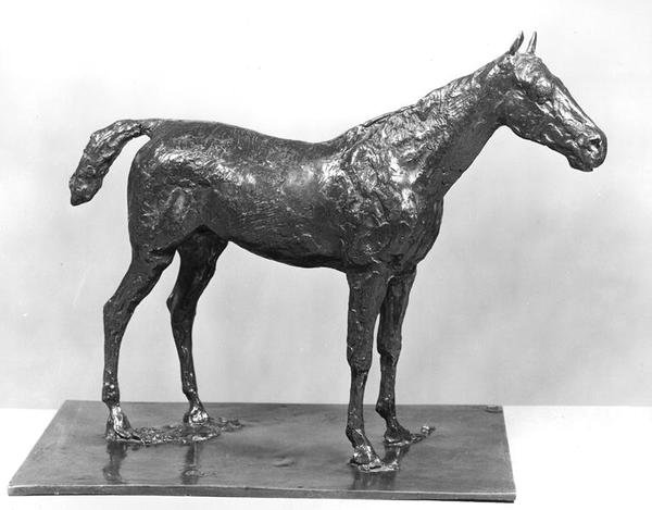 Caballo de pie de Edgar Degas