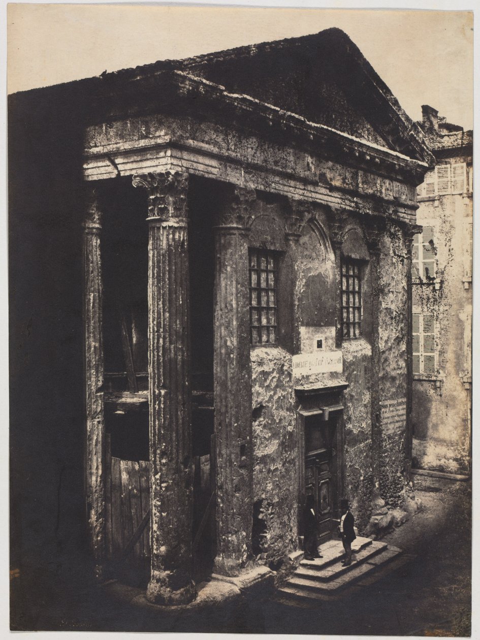 Fachada, Templo de Augusto y Livia, Vienne de Édouard Baldus