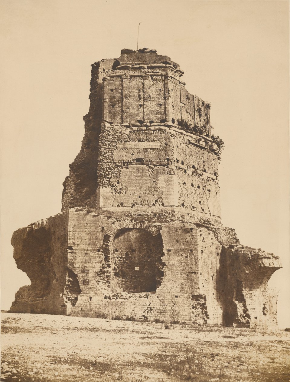 [Ruinas, Tour Magne] de Édouard Baldus