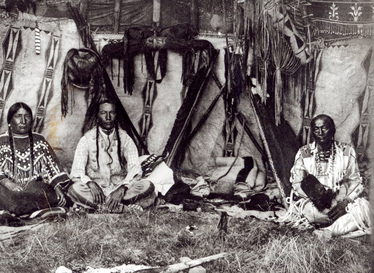 Interior del Piegan Lodge de Edward Sheriff Curtis