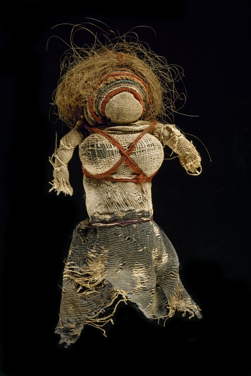 Muñeca de trapo, 350-60 (lana teñida tejida, lino sin teñir y cabello humano) de Egyptian