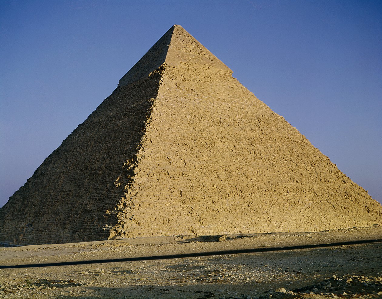 Pirámide de Kefrén (2520-2494 a.C.) c.2589-30 a.C. de Egyptian 4th Dynasty