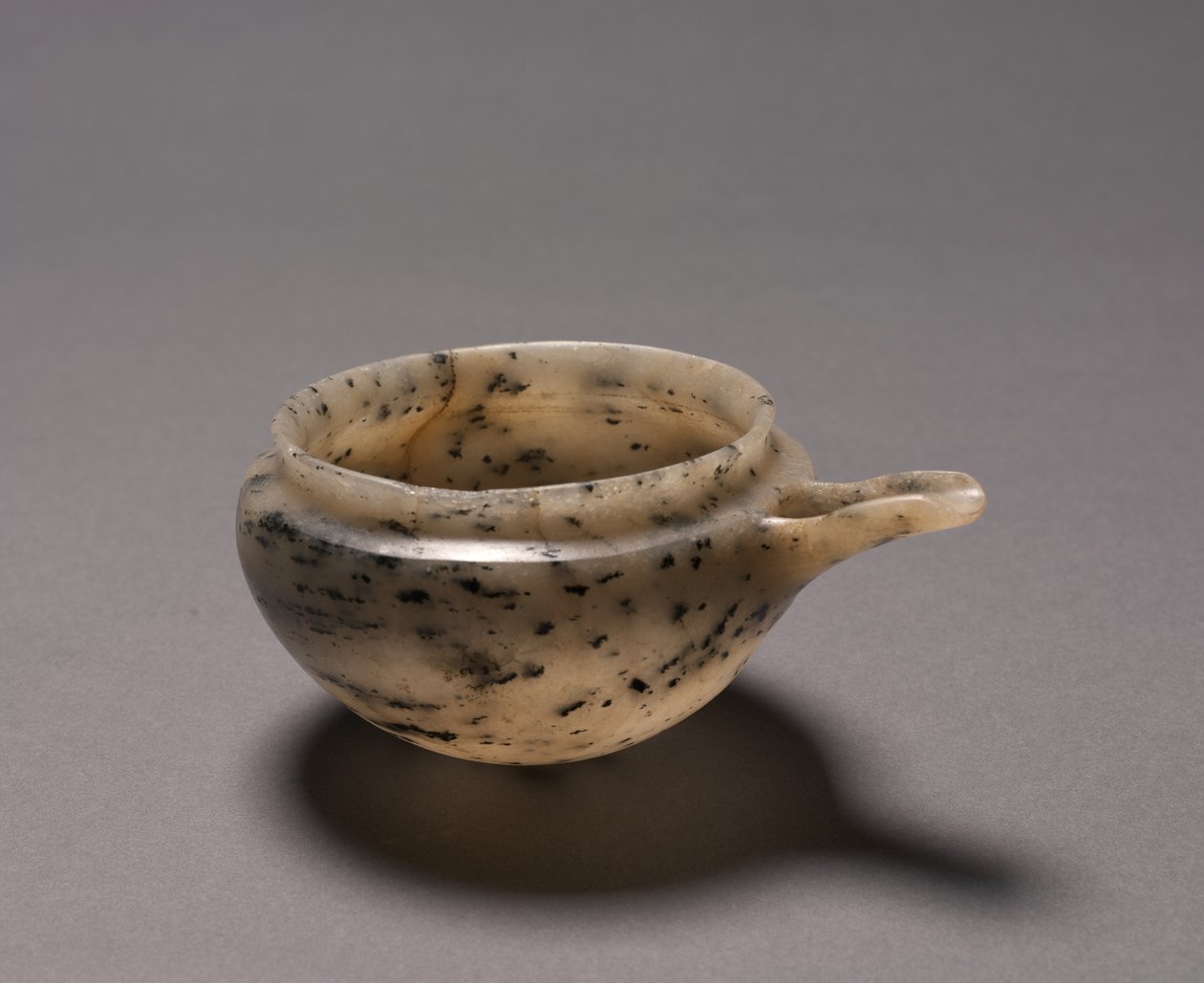 Cuenco con pico, c.3573-2454 a.C. de Egyptian 4th Dynasty