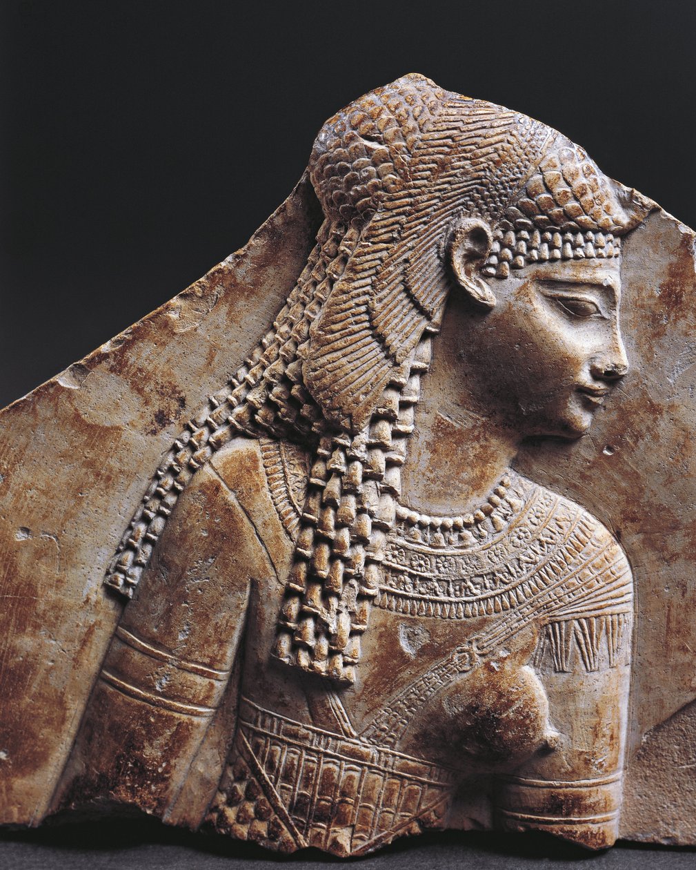 Fragmento de bajorrelieve que representa a Cleopatra de Egyptian Ptolemaic Period