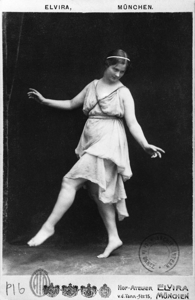 Isadora Duncan (1877-1927) c.1903-04 de Elvira Studio