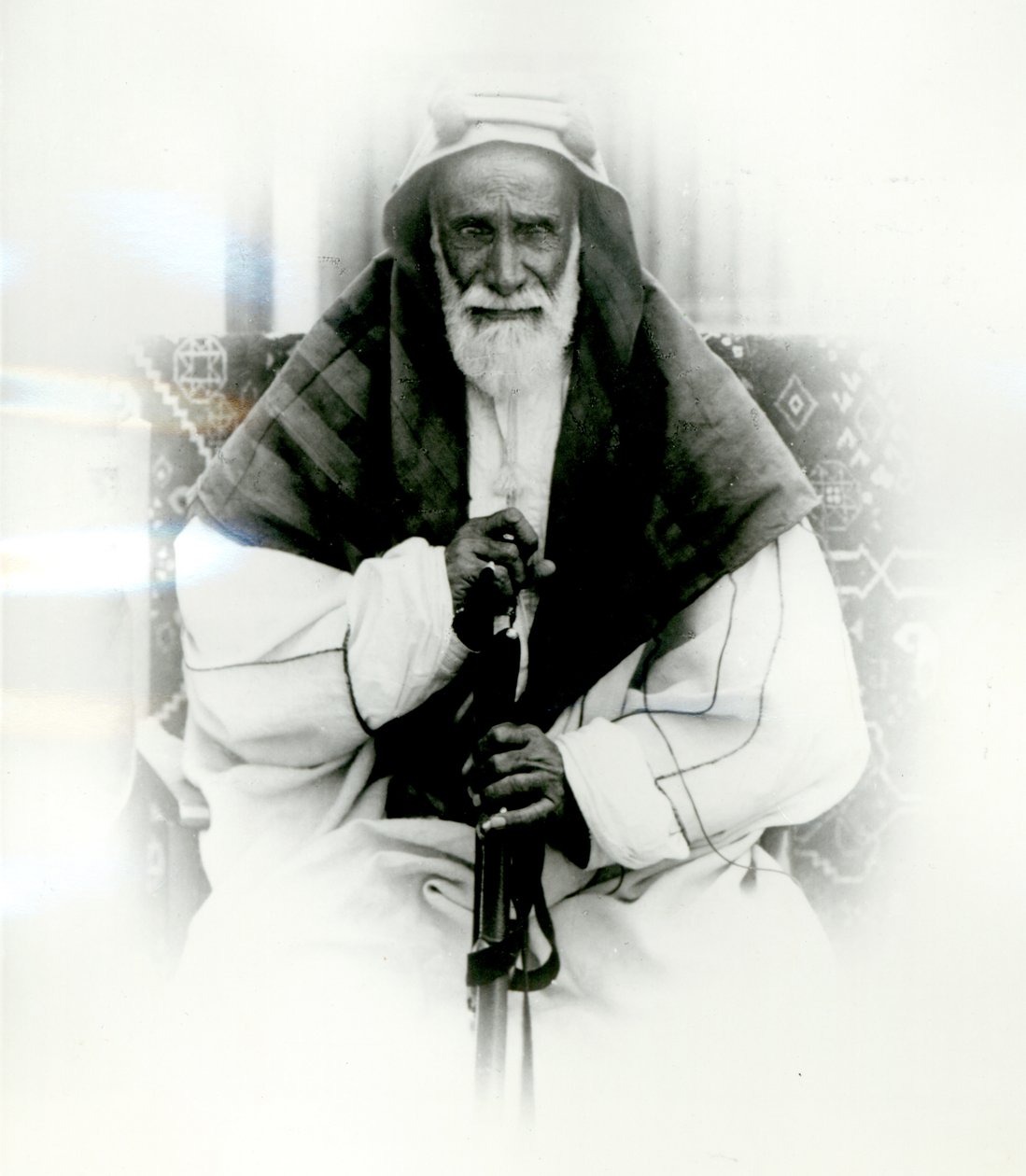 Isa Ibn Ali Al Khalifah de English Photographer
