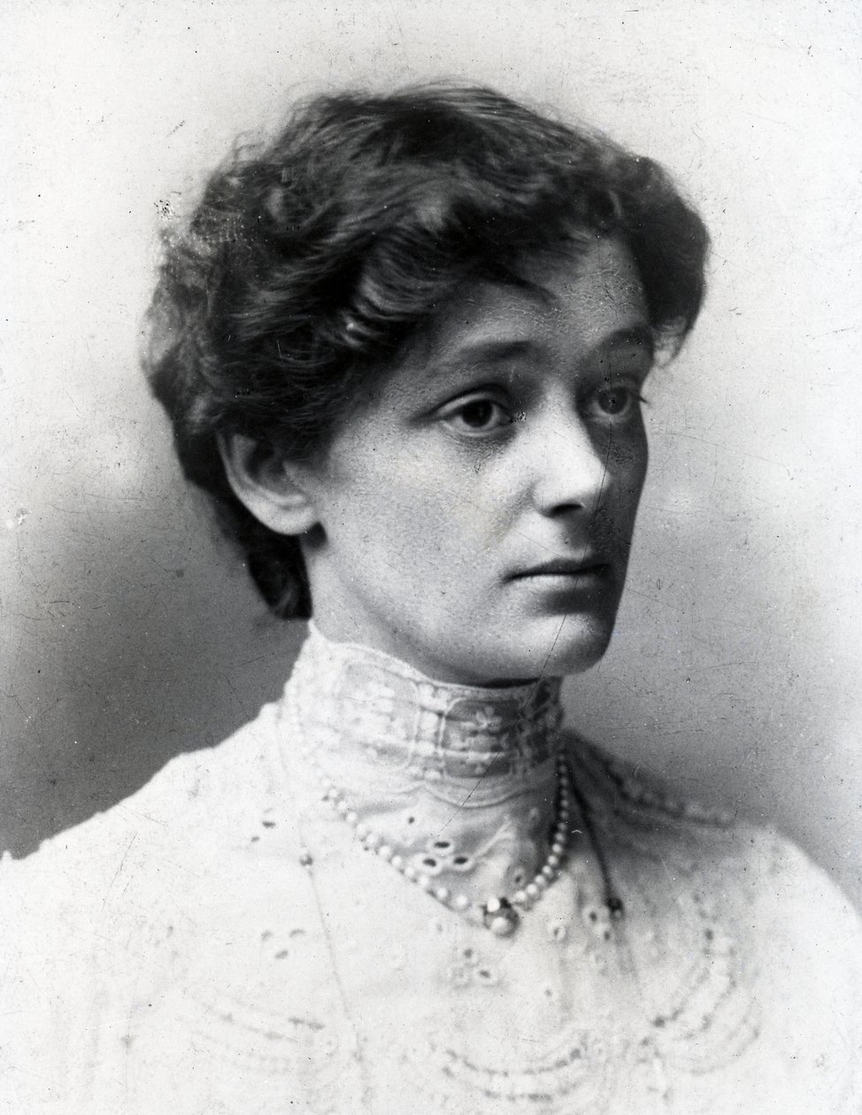 Nellie Cecil de English Photographer