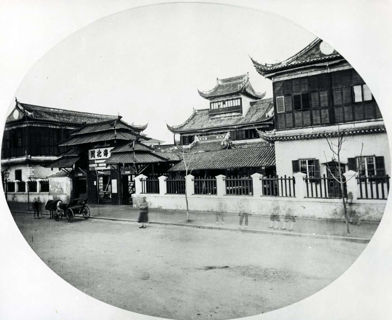 Edificio de la Aduana, Shanghái, c.1868-70 de English Photographer