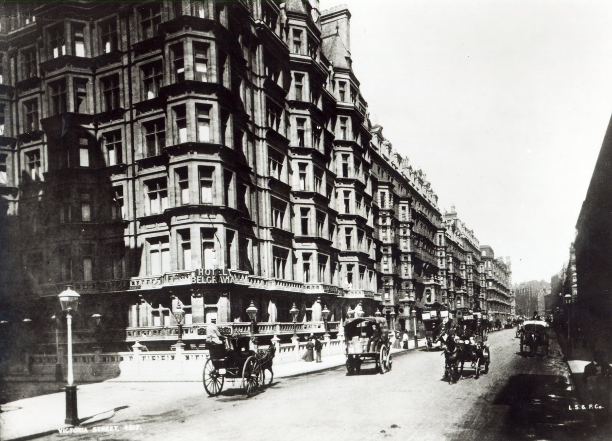 Calle Victoria, Londres c.1900 de English Photographer