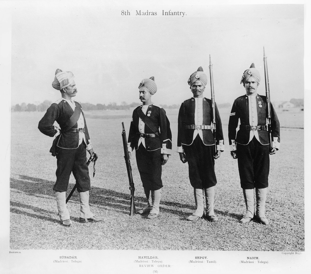 8º Infantería de Madrás, c.1897 de English Photographer