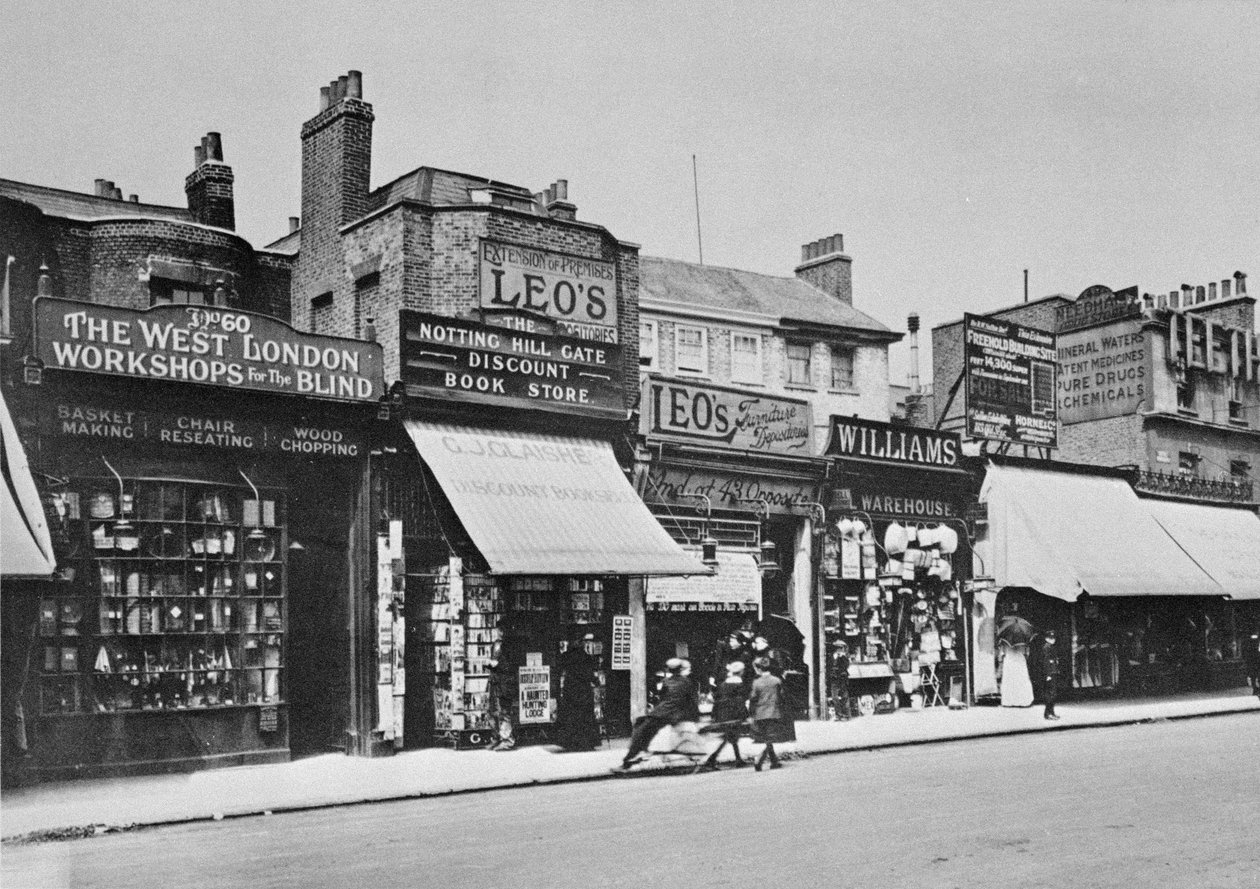 Vista de Notting Hill Gate, c.1913 de English Photographer