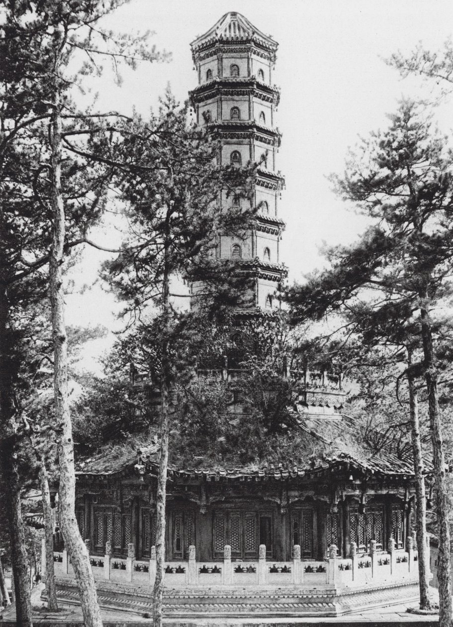 Jehol, Hingkung, Chihli, Pagoda vidriada (foto en blanco y negro) de Ernst Boerschmann