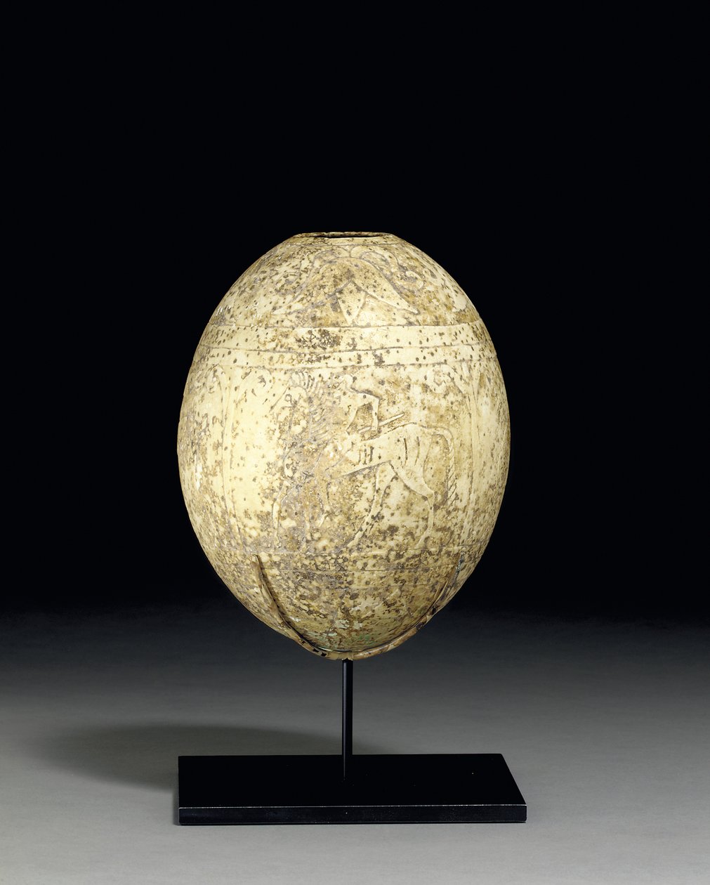 Huevo de avestruz grabado, c.mediados del siglo VI a.C. de Etruscan