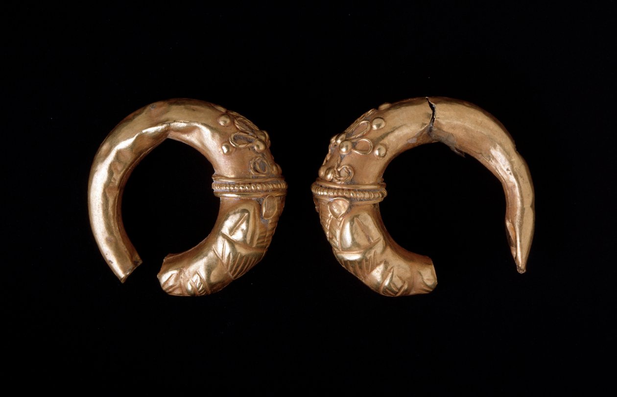 Pendientes de oro, 450-400 a.C. de Etruscan