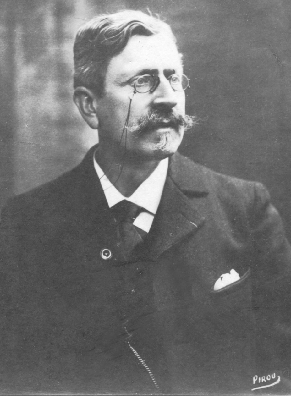 Hennique, c1893 de Eugene Pirou