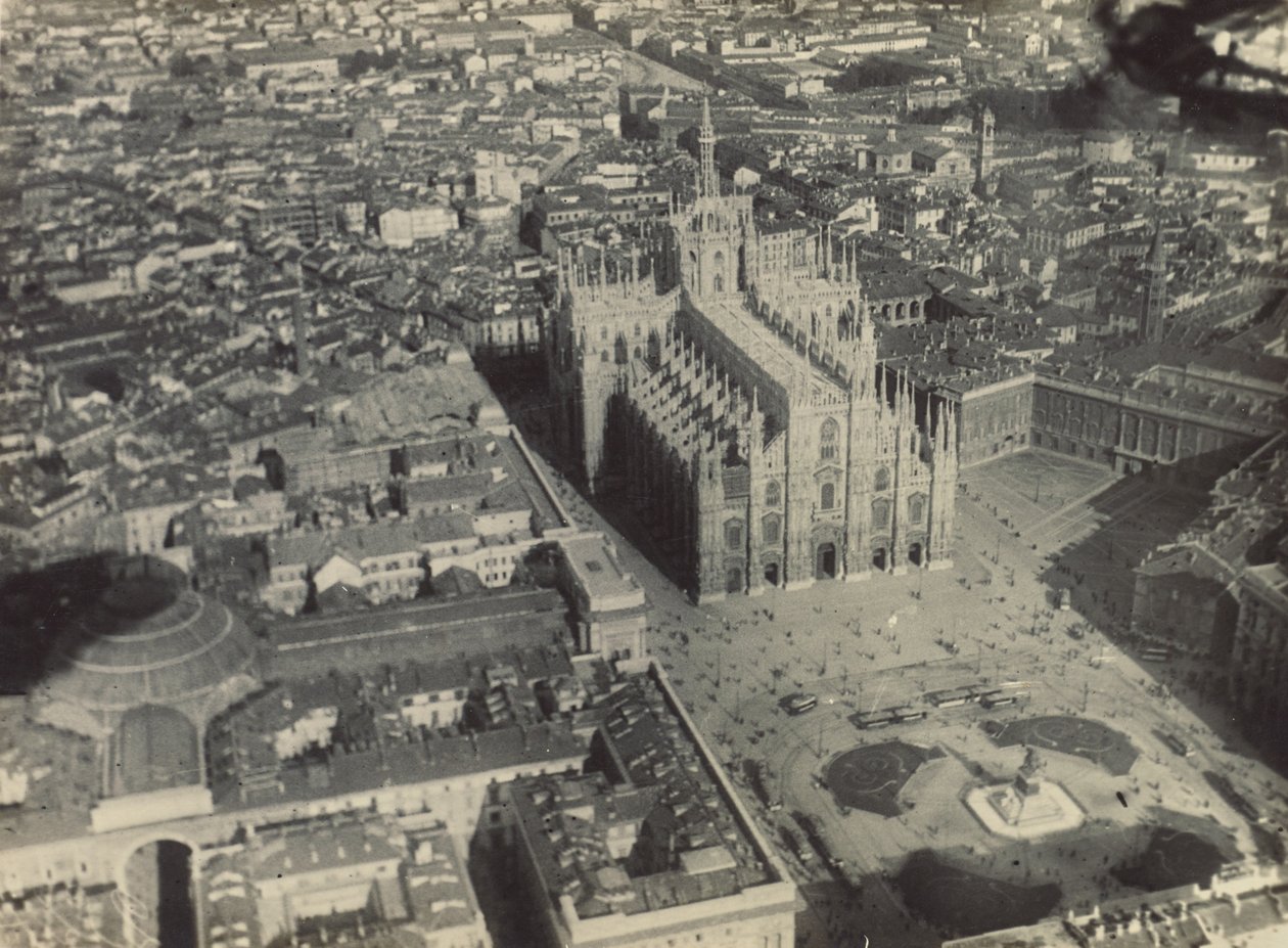 [Duomo de Milán] de Fedele Azari