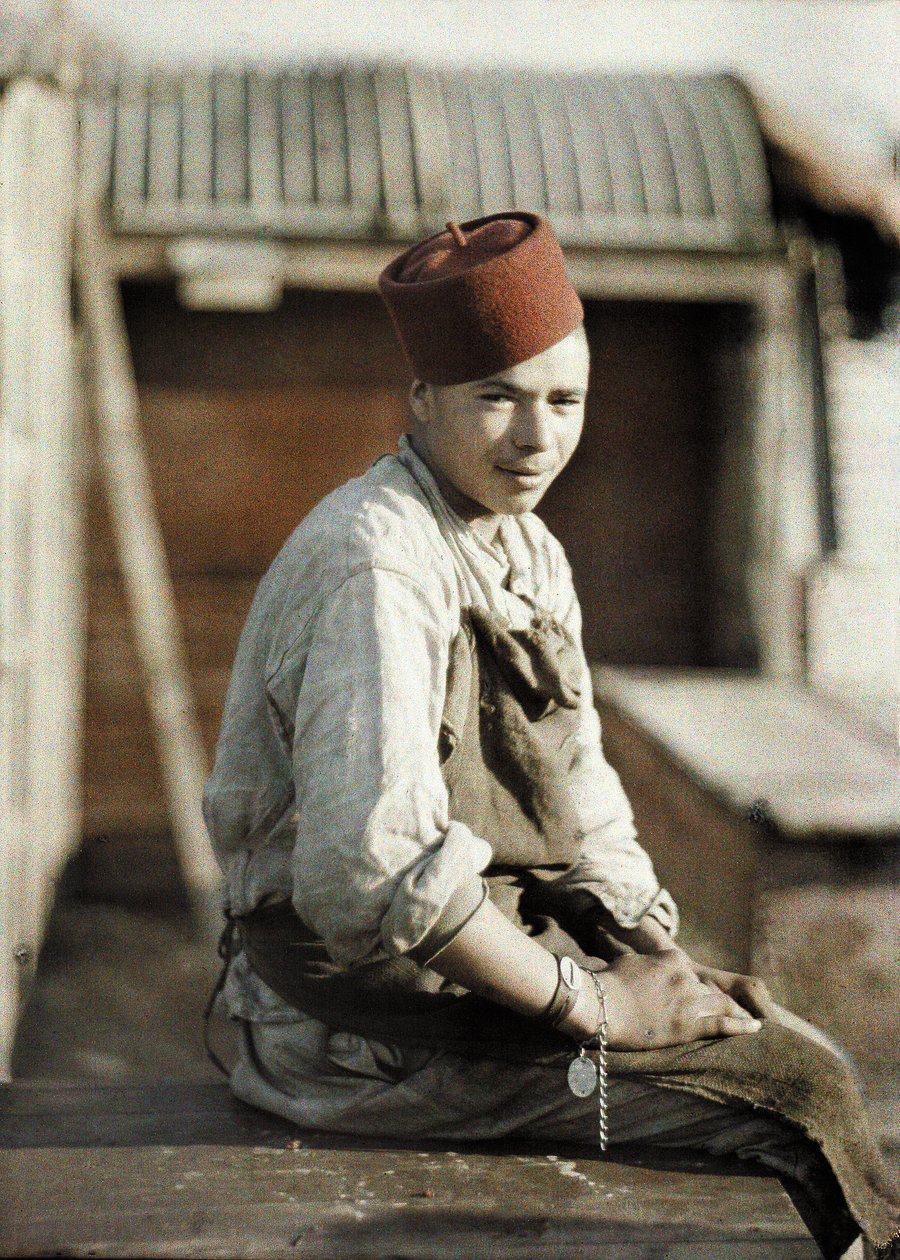 Trabajador argelino después de la retirada de los alemanes, Noyon, Oise, Francia, 1917 de Fernand Cuville