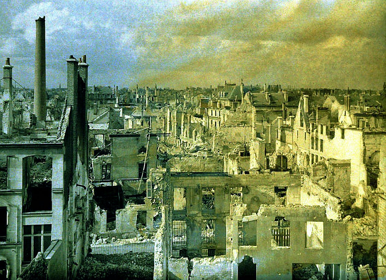 Panorama de las ruinas de la ciudad, Reims, Marne, Francia, 1917 de Fernand Cuville