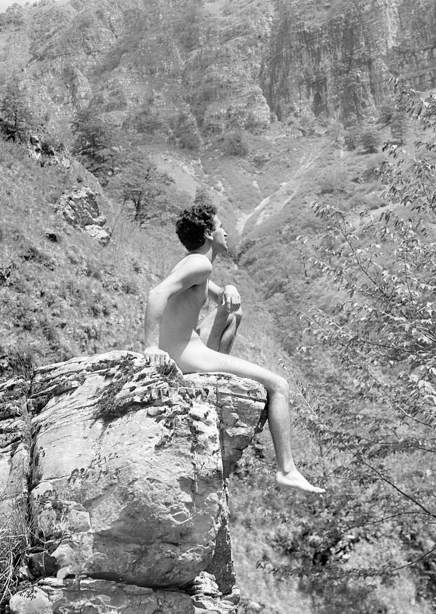 Desnudo masculino en la montaña de Fosco Maraini