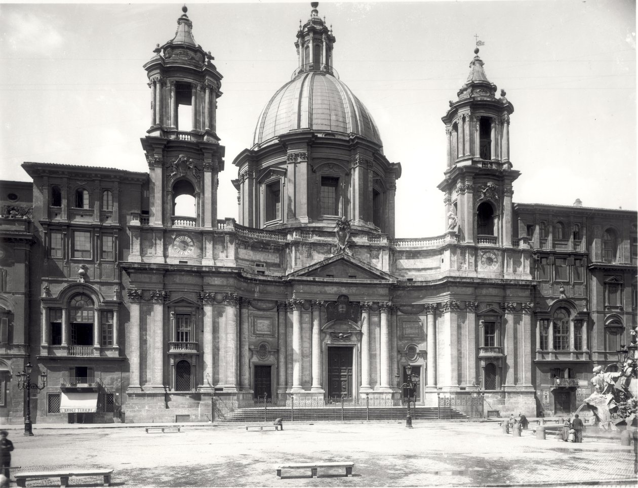 Iglesia de Sant Agnese, 1653-57 de Francesco Borromini