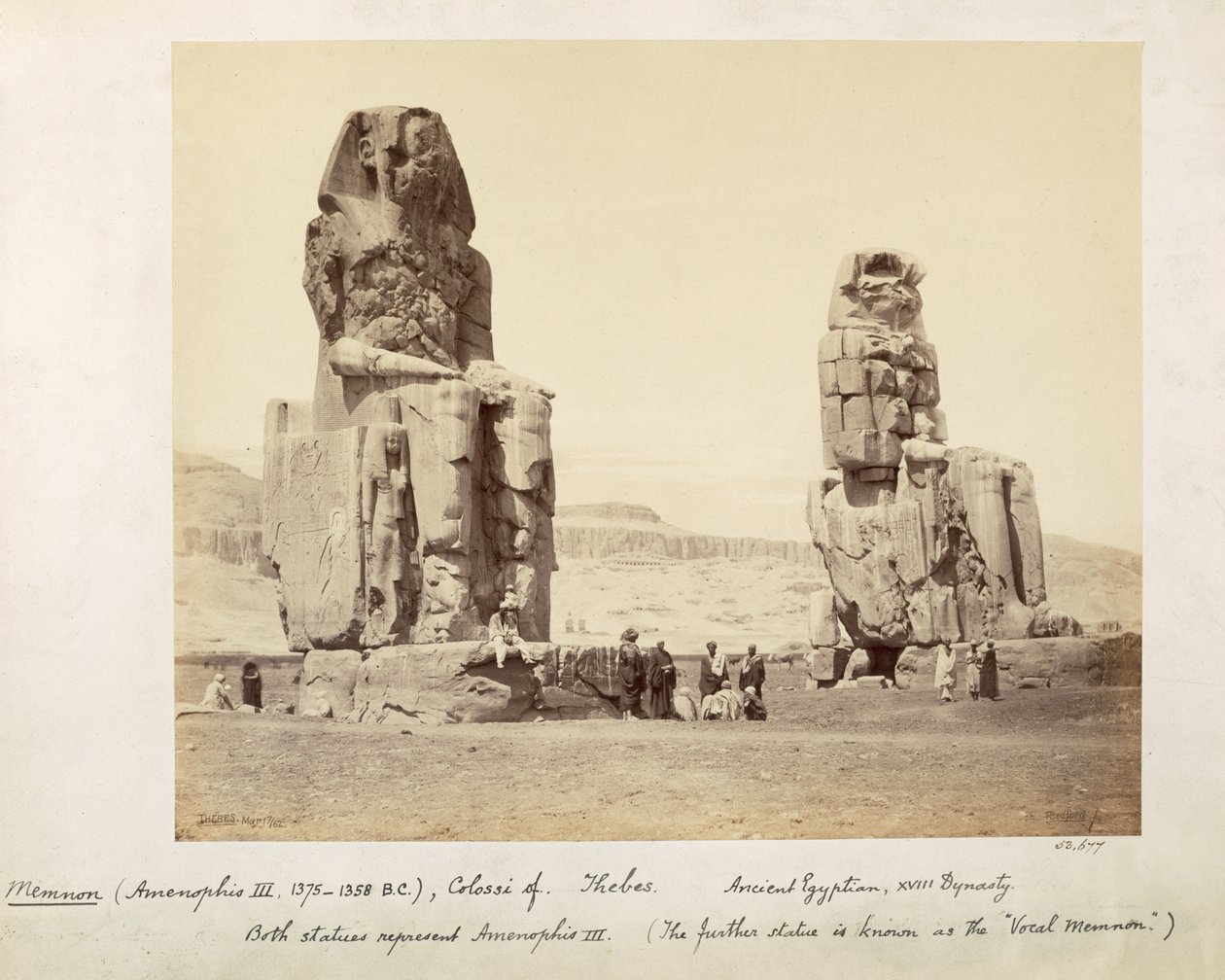 Los colosos de Memnón, estatuas de Amenhotep III, XVIII Dinastía, c.1375-1358 a.C., Tebas, 1862 de Francis Bedford