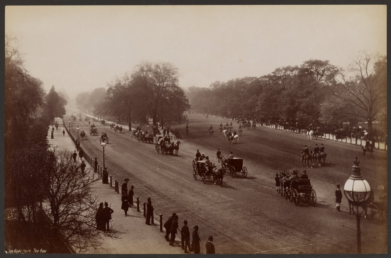 Hyde Park, The Row de Francis Frith