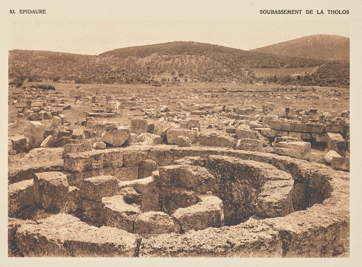 Epidauro. Base del Tholos de Frédéric Boissonnas