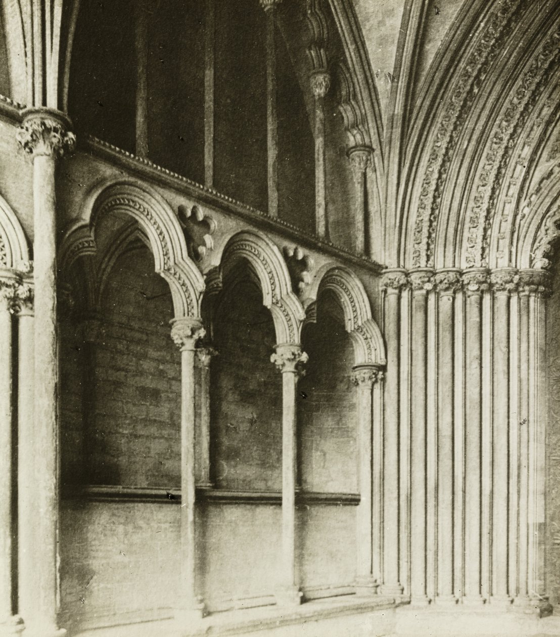 Catedral de Ely: Pórtico de Galilea, detalles de Frederick H. Evans