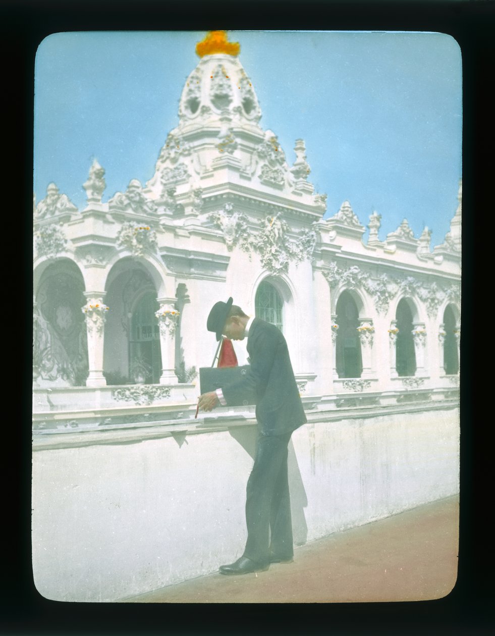Exposición de París: Palacio de Artes Decorativas, París, Francia, 1900 de French Photographer