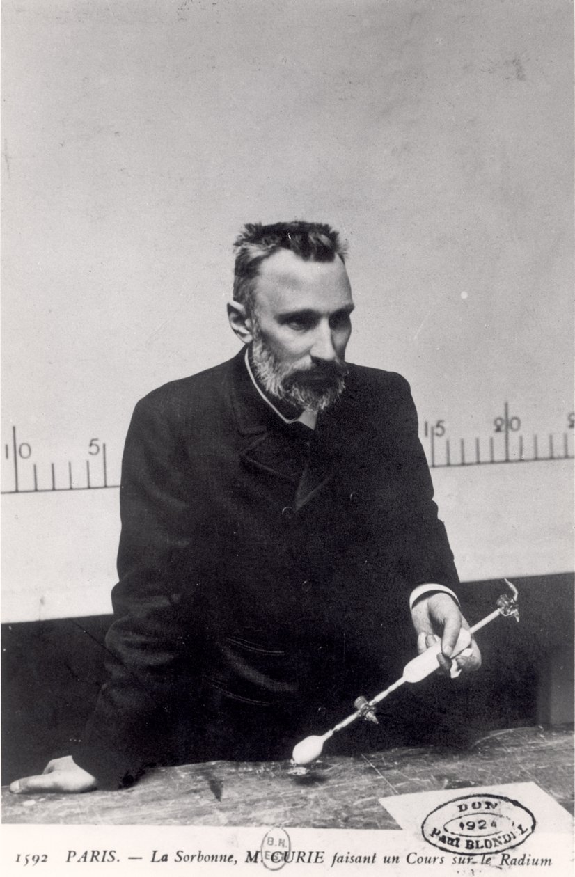 Pierre Curie (1859-1906) enseñando sobre el radio en la Sorbona, 1906 de French Photographer